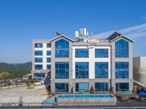 Yeosu Sunset Hostel and Pension