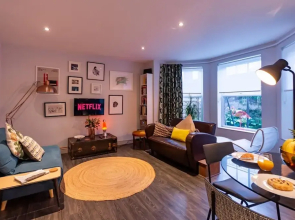 Walpole Bay 2 bed Stunning Garden Apt By Adliv