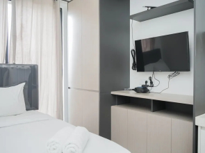 Fully Furnished With Tidy Design Studio At Sky House Bsd Apartment