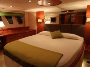 Sunseeker Predator 62