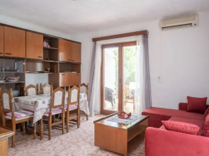 Apartments Ljiljana