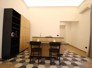 Suite 44