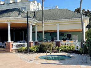 Beautiful Reunion Resort Home < 15 Min to Disney!