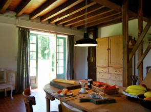 Charming Cottage in Ladignac-le-Long with Garden