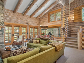 Pine Inn at Trail's End Lodge - Three Bedroom Residence with Spa #2 3 Condo