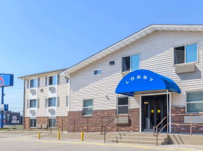 Motel 6 Sedalia, MO