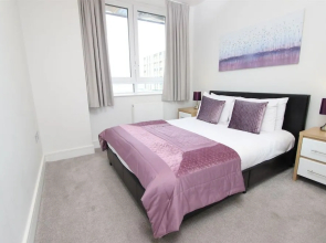 Ringside Apartments