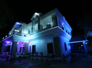 Novem Inn & Holidays