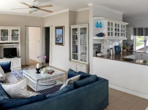 Acacia Crescent Seaview Manor