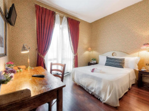 Grand Hotel Colony