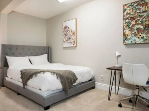 TWO Units Entire Stylish Home by Cozysuites