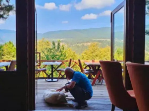 Campinari Doga Evleri & Restaurant