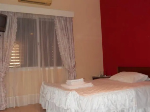 Nikis House Apartment