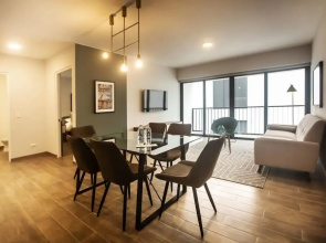w Upscale 2BR in Miraflores