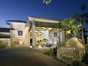 Pullman Port Douglas Sea Temple Resort and Spa
