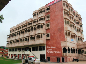 Hotel Amit Palace