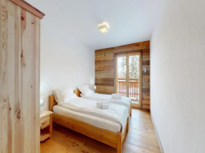 Apartment in Ski In Ski Out Location