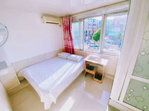 Dalian Common People Hotel