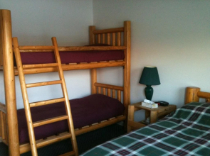 Bear's Claw Lodge