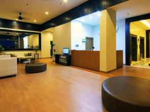 Azalea Suites by Jayakarta Group