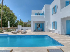 Venus s Seaside Bliss - Paros Dream Haven