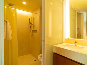 Amber Boutique Silom Hotel