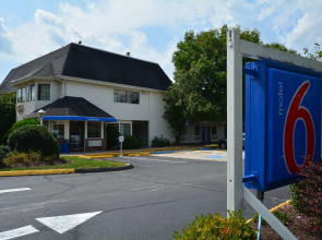 Motel 6 Wethersfield, CT - Hartford