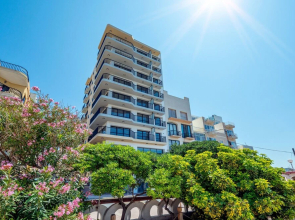 Islet Seafront 1 Bedroom Apartment