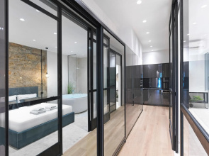 5 star lux suite in Kolonaki.