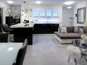New penthouse 125m2 / jacuzzi / beautiful sea, city and island view