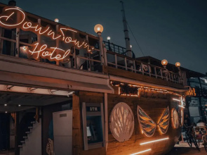 Downtown Hotel