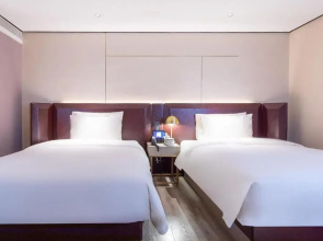PLUS Yishang Hotel (Wanlvyuan Store of Haikou International Trade)