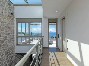Villa Theologos