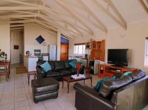 Baywatch Paternoster - The Penthouse