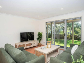 Surfers Beach House