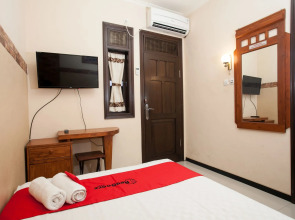 RedDoorz near Stasiun Kota Baru Malang
