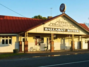 Amphitheatre Hotel B&B