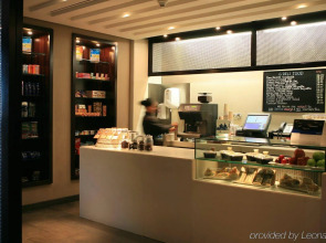 Отель Yas Plaza Circuit