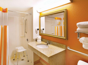 La Quinta Inn by Wyndham Orlando International Drive North