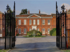 OYO Baylis House Hotel