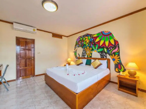 Panda Hotel（Patong Beach）