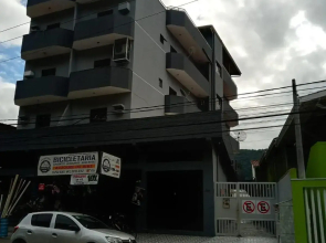 Apartamento encantador com 50 m da praia Pereque-açú