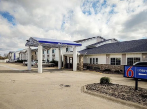 Motel 6 Stuart, IA