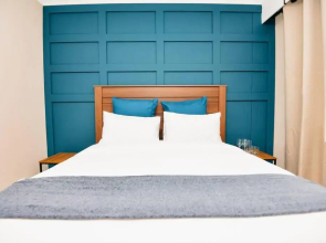 Smart & Modern apartment @ Menlyn Place