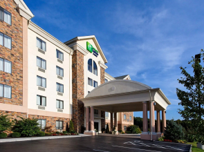 Holiday Inn Express Hotel and Suites Kingsport by IHG