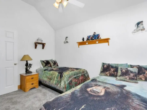 Cozy Bear South Charming 2bd Cabin in Yosemite!