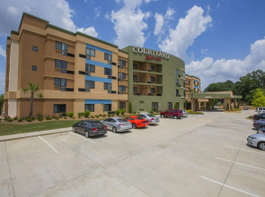 Courtyard by Marriott Jackson Airport/Pearl