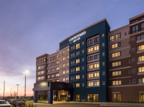 Courtyard by Marriott Calgary South