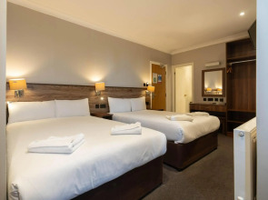 Ascot Hyde Park Hotel