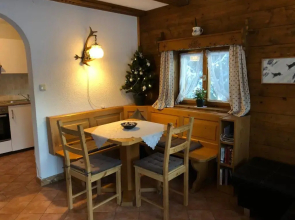 Ferienhaus Veronika mit 2000qm Garten und Bergblick